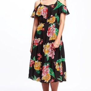 fun tropical print dress🌴